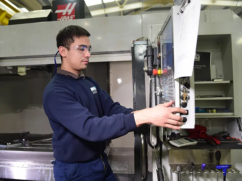 cnc-haas-programmer-operator-machining